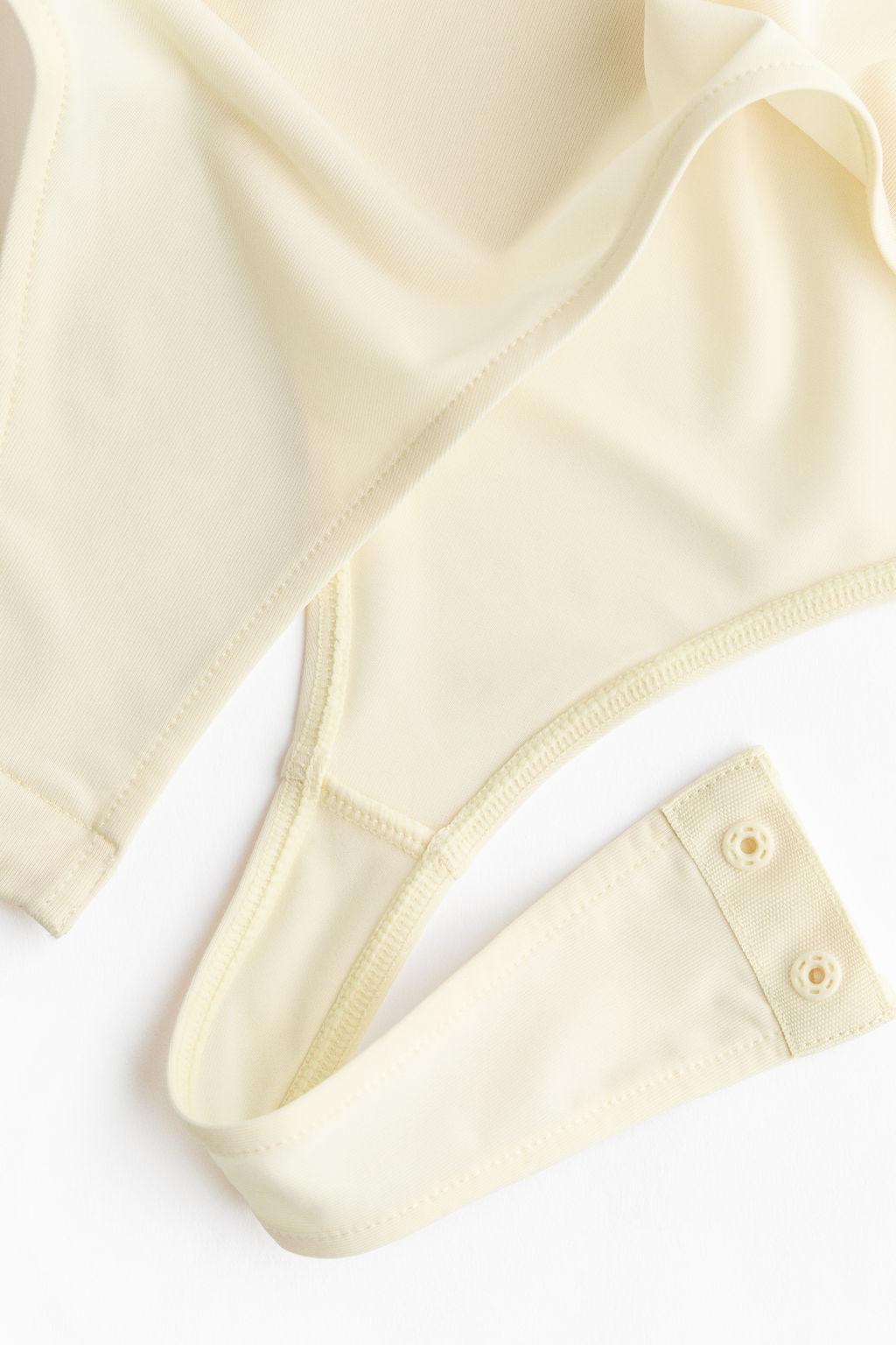 Body tanga con escote halter - H&m фото 5