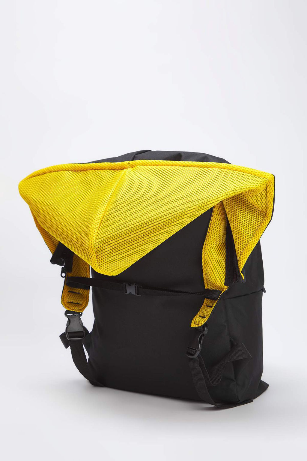 Kapusonlu Unisex Kids Okul Cantas?
TAKAW26OI00001