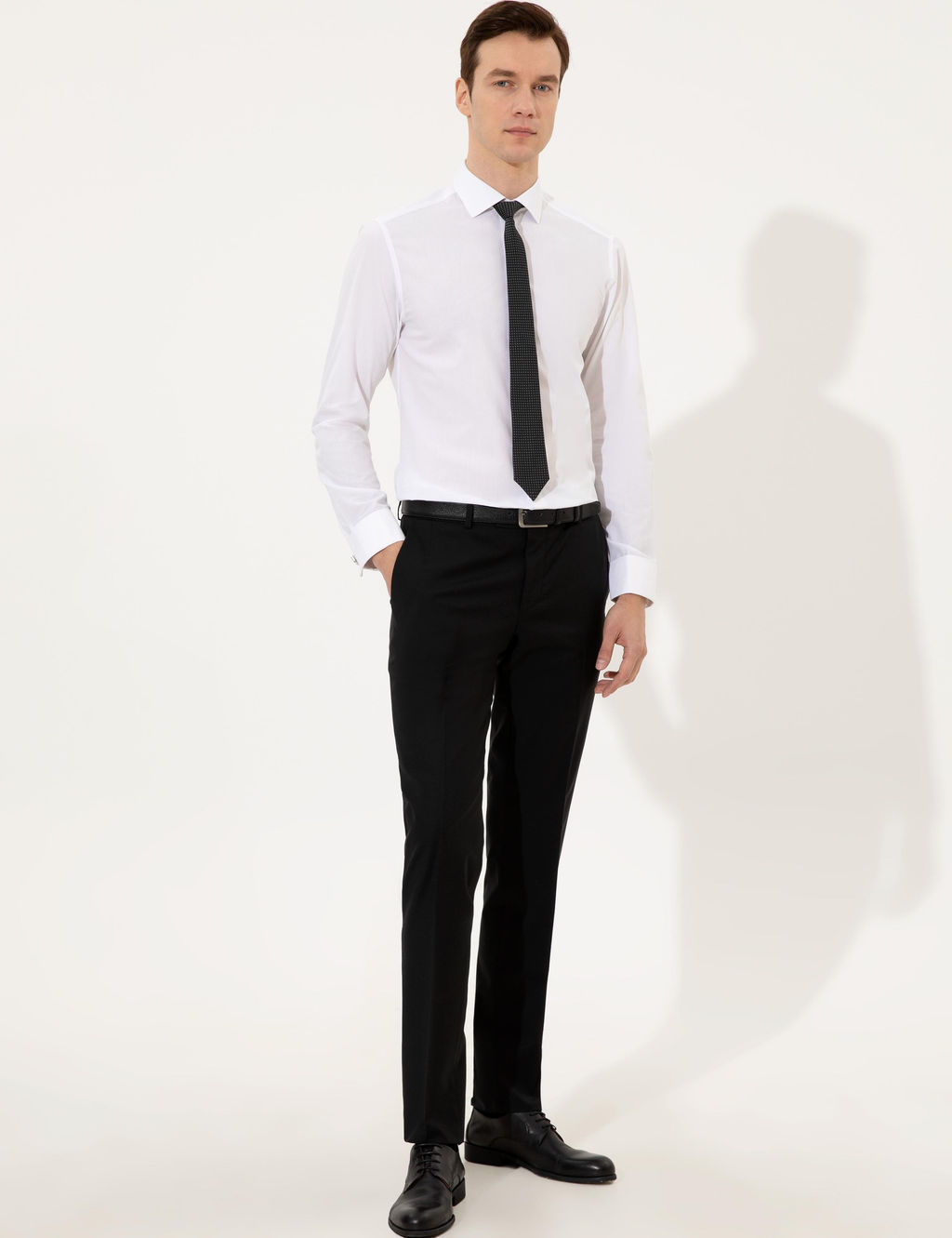 Черные зауженные брюки из ткани - Cacharel фото 3