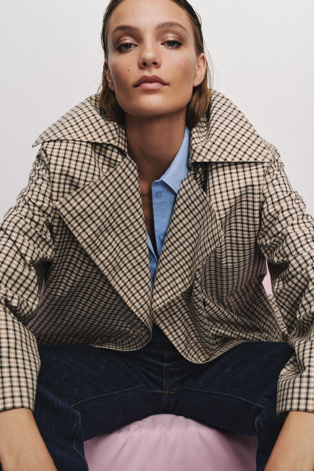 TRENCH OVERSIZE CUADROS ZW COLLECTION / Beige / Verde - Zara фото 4