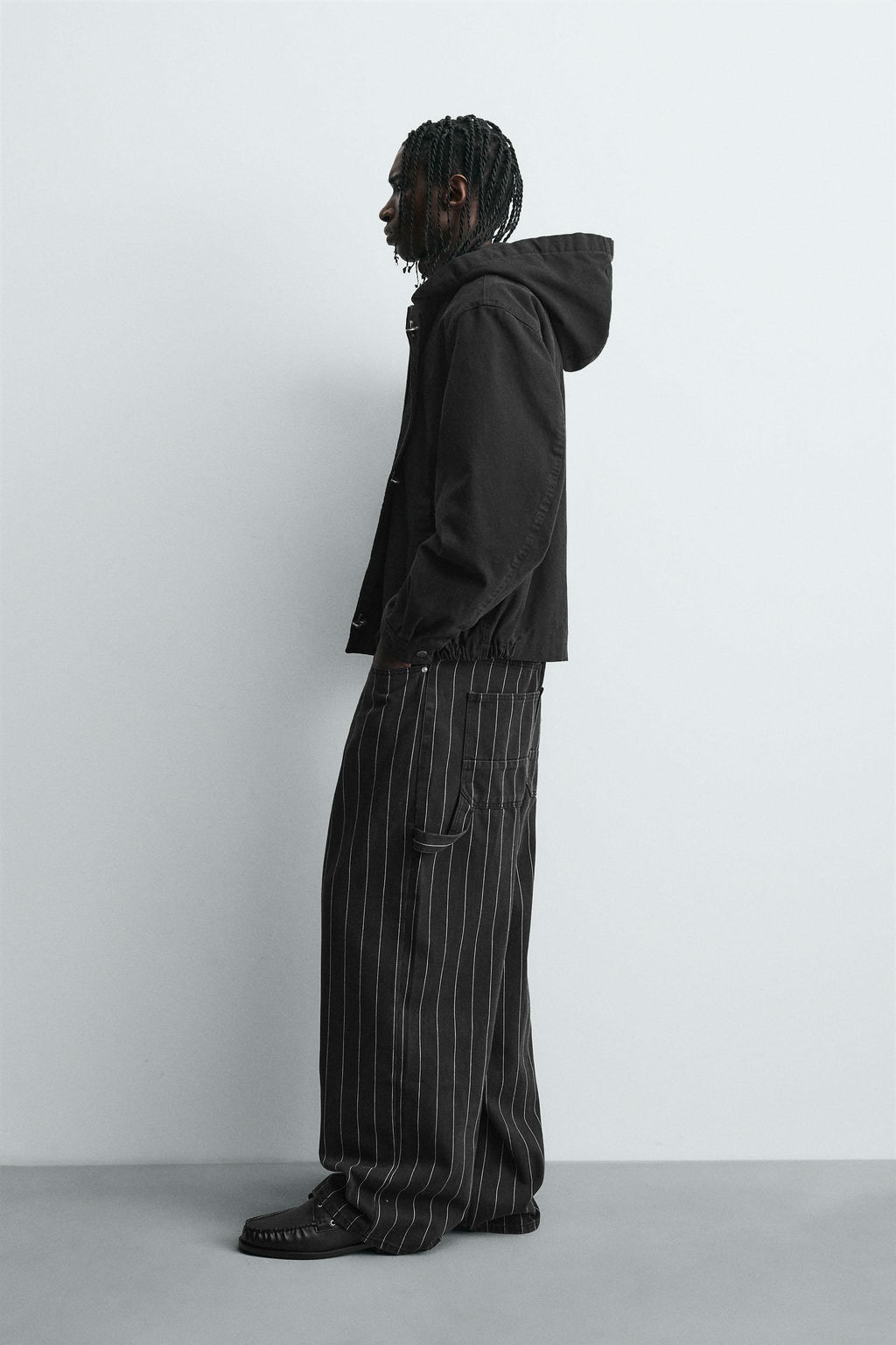 HOODED JACKET WITH FIREMAN CLASP