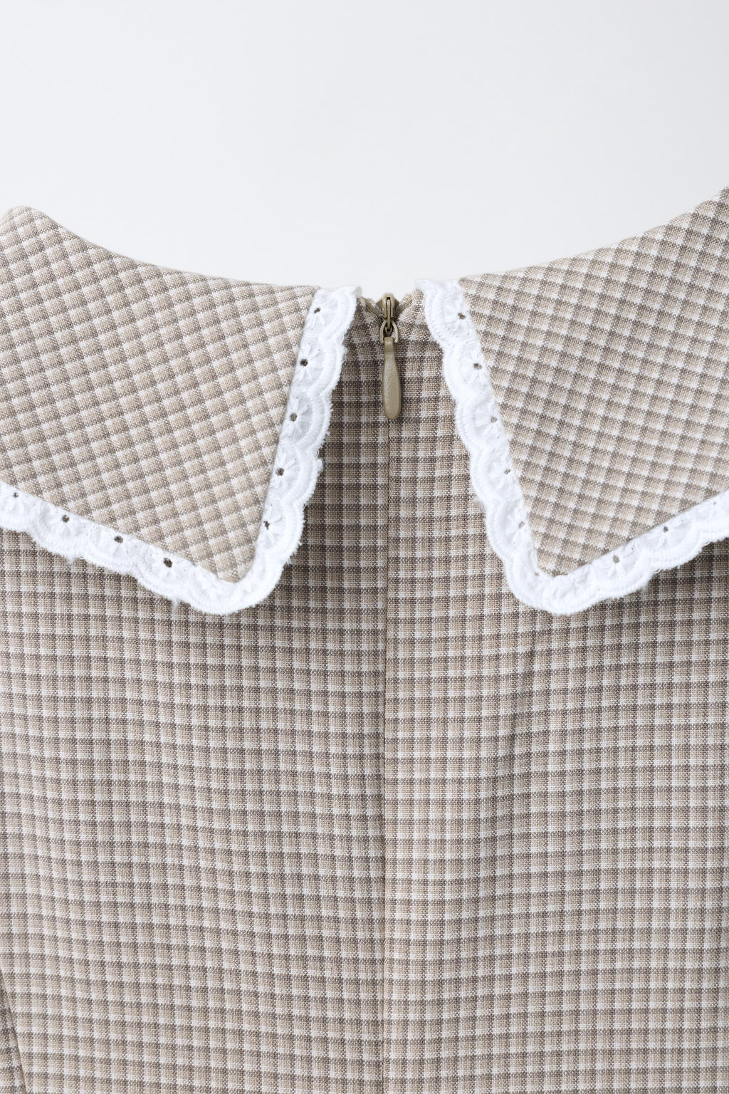 CHECK DRESS WITH RUFFLES AND LACE TRIM - Zara фото 4