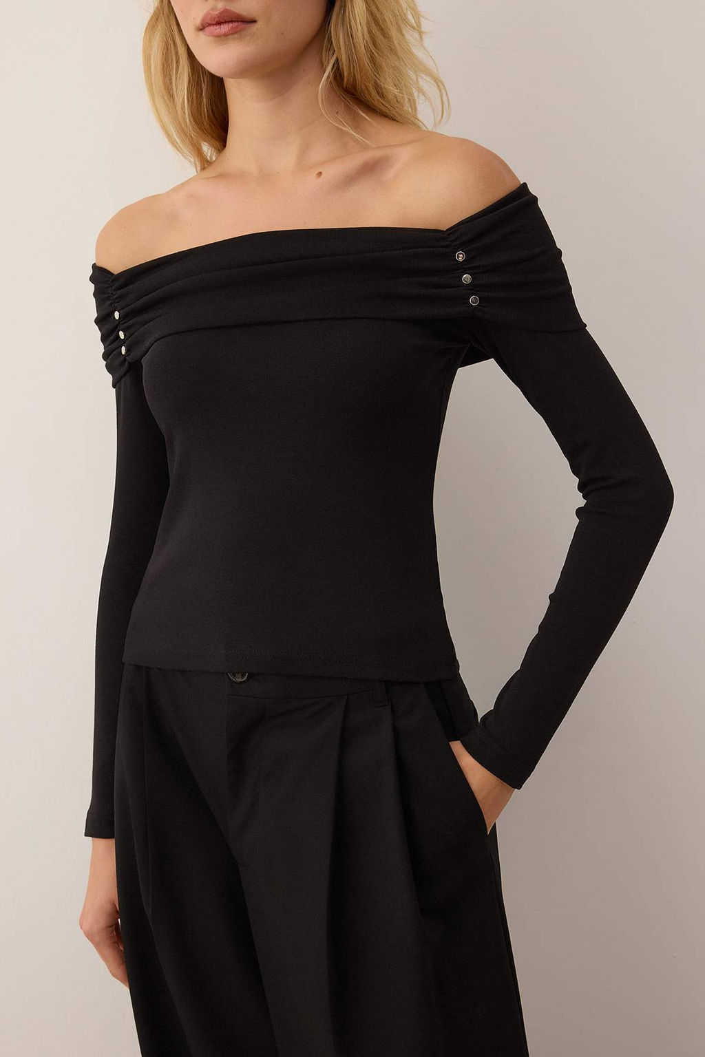 Ekru Aksesuar Detayl? Carmen Yaka Fitted/Vucuda Oturan Orme Bluz TWOAW26BZ00285 - Trendyolmilla фото 9