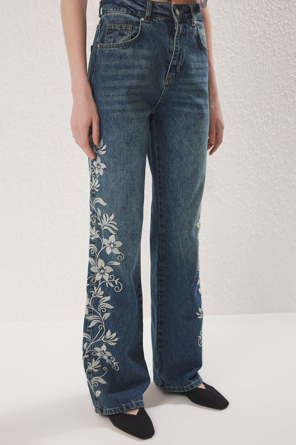 Mavi Nak?sl? Yuksek Bel Wide Leg Jeans TWOSS25JE00265