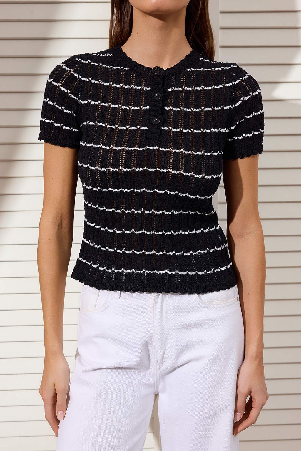 Siyah Pamuklu Cizgili Bisiklet Yaka Triko Bluz TWOSS26BZ00130