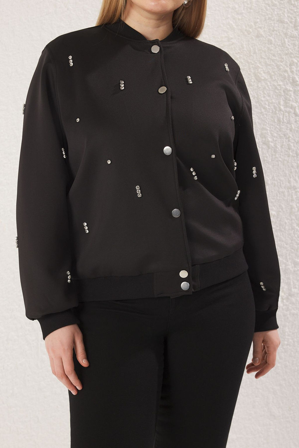 TRENDYOLMILLA Siyah Regular Tas Detayl? Bomber Ceket Mont TWOSS25MO00035 фото 7