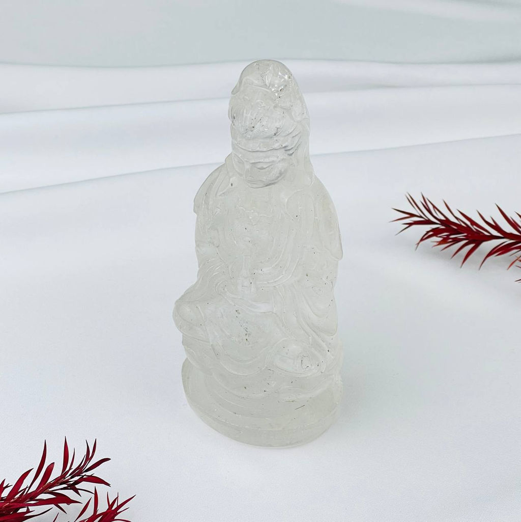 Статуэтка Богиня сострадания Гуань Инь из Горного Хрусталя