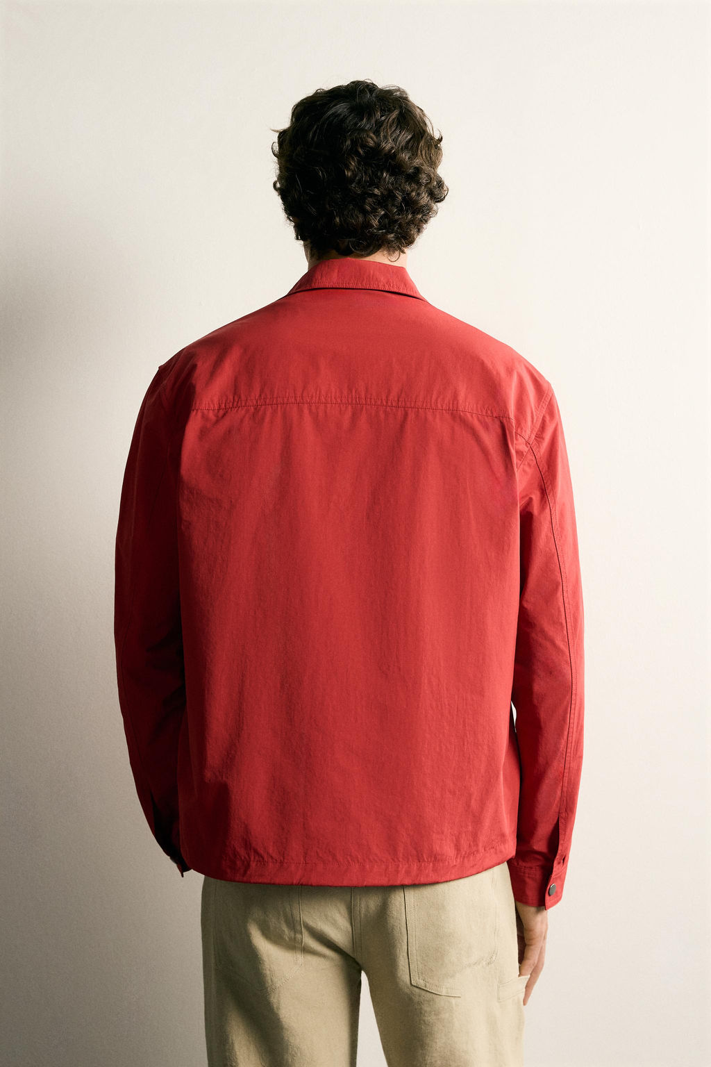 SOBRECAMISA T?CNICA LIGERA REGULAR FIT / Rojo - Zara фото 3