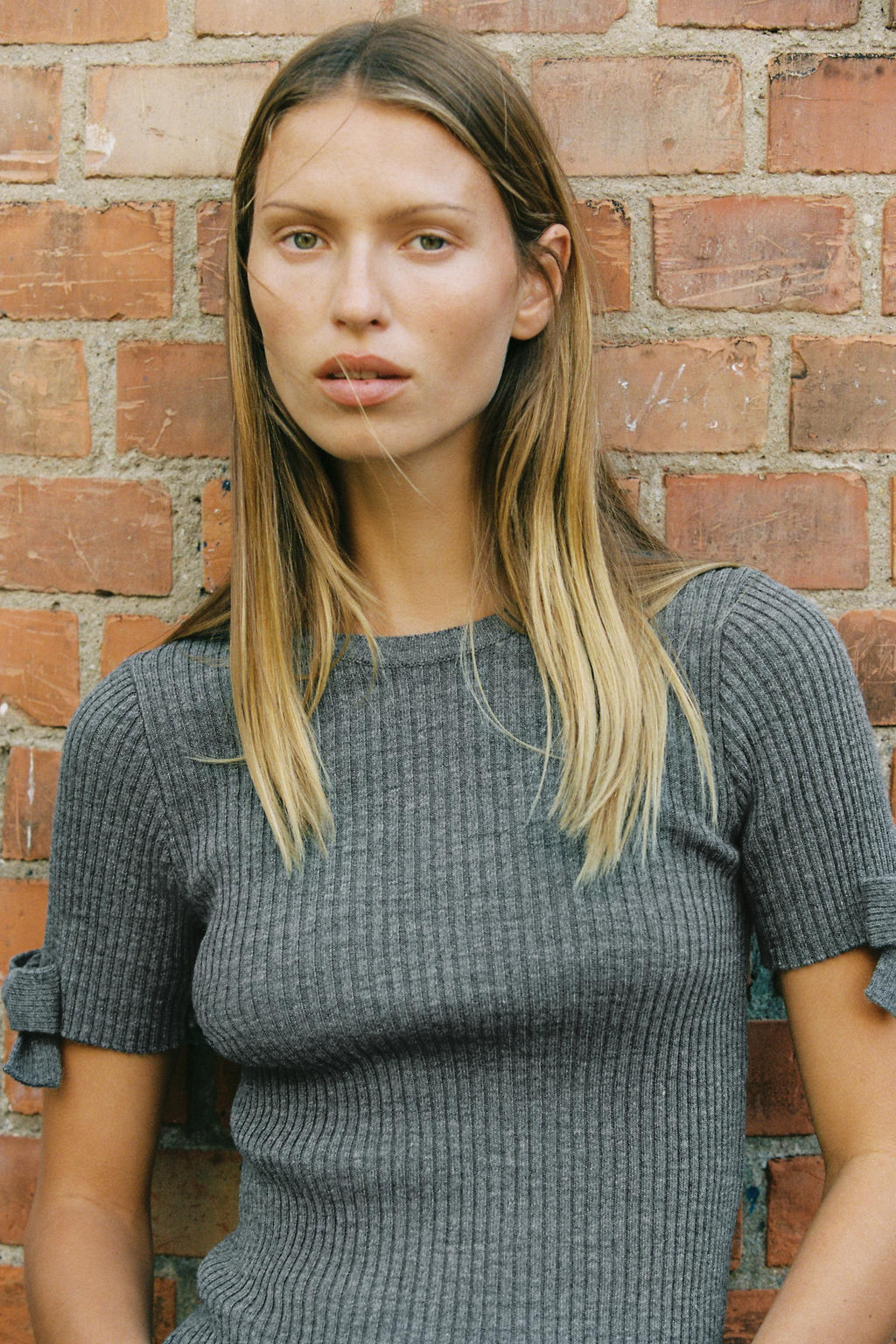 RIBBED KNIT SWEATER WITH BOWS - Zara фото 3