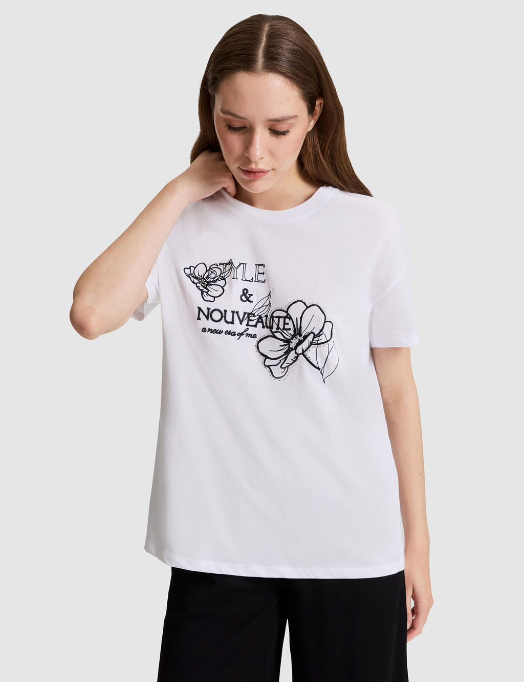 Beyaz Oversize Ti__rt