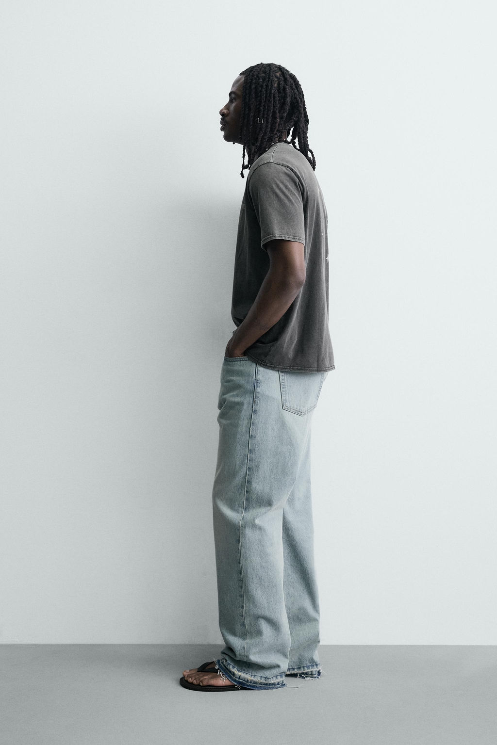 CAMISETA ESTAMPADOS LAVADOS / Antracita oscuro - Zara фото 4