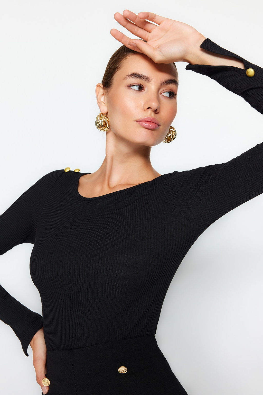 Siyah Kay?k Yaka Fitilli Esnek Regular Fit Uzun Kollu Dugme Detayl? Orme Bluz TWOAW24BZ00052