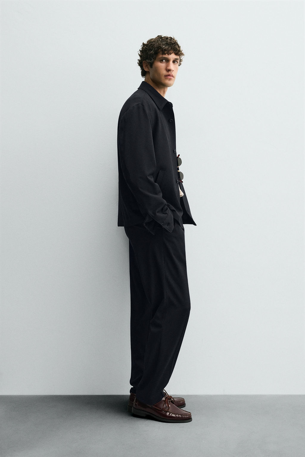 PLEATED REGULAR FIT TROUSERS - Zara фото 4