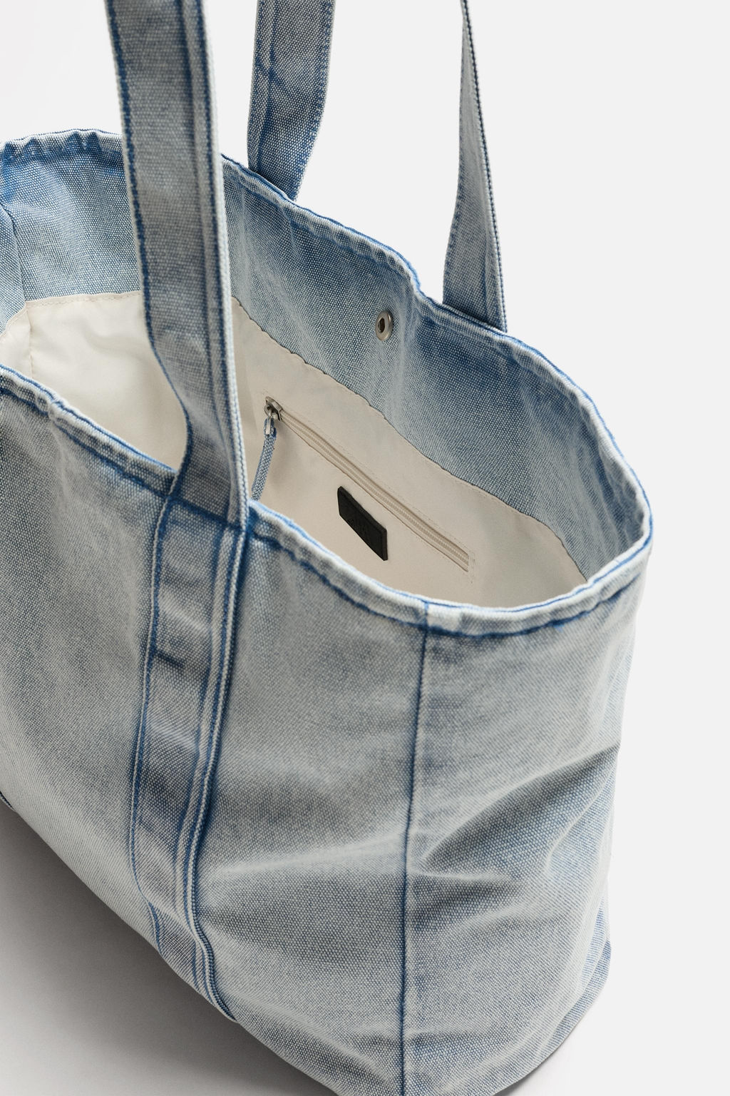 WASHED-EFFECT DENIM TOTE BAG - Zara фото 6