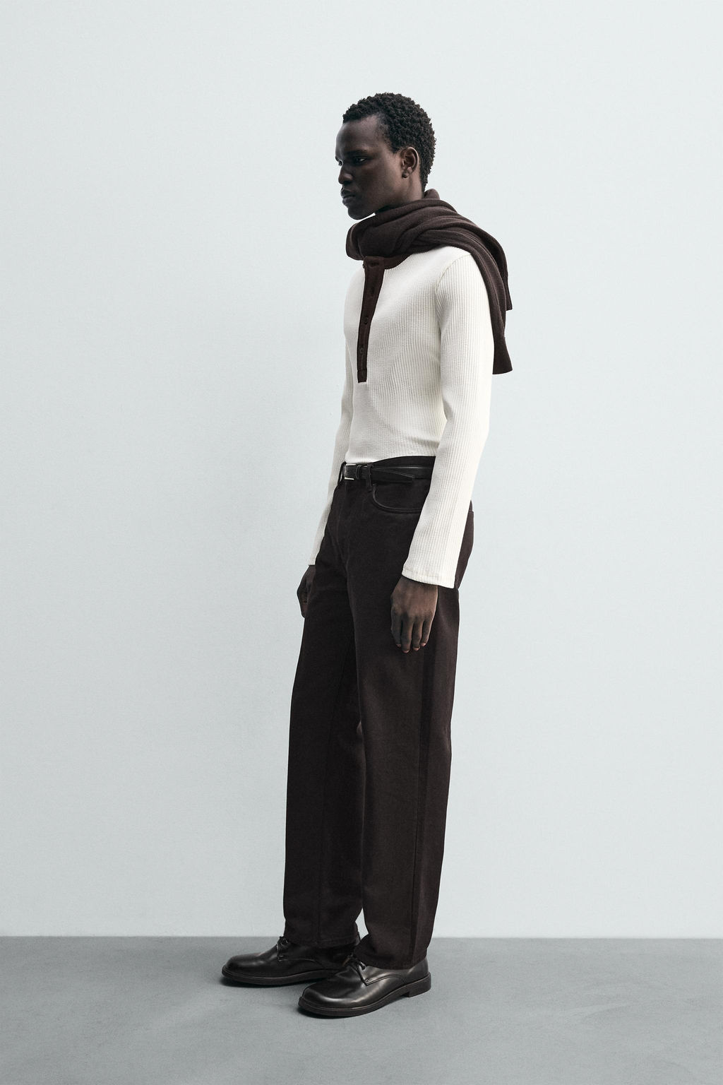 CONTRAST COLLAR RIBBED T-SHIRT - Zara фото 4