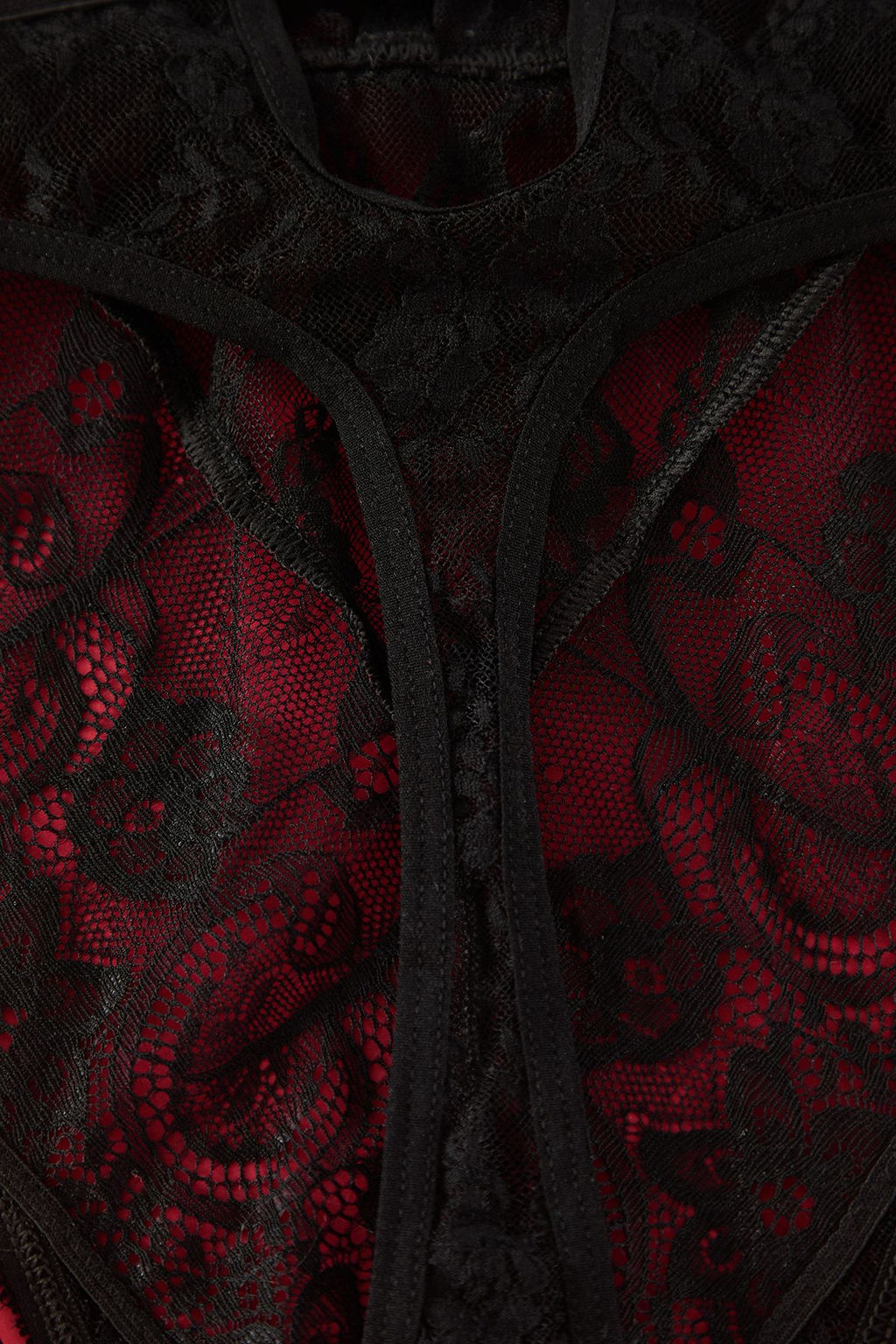 Siyah Dantel Balen Detayl? Kaps?z C?tc?tl? Orme Body THMSS25BD00001