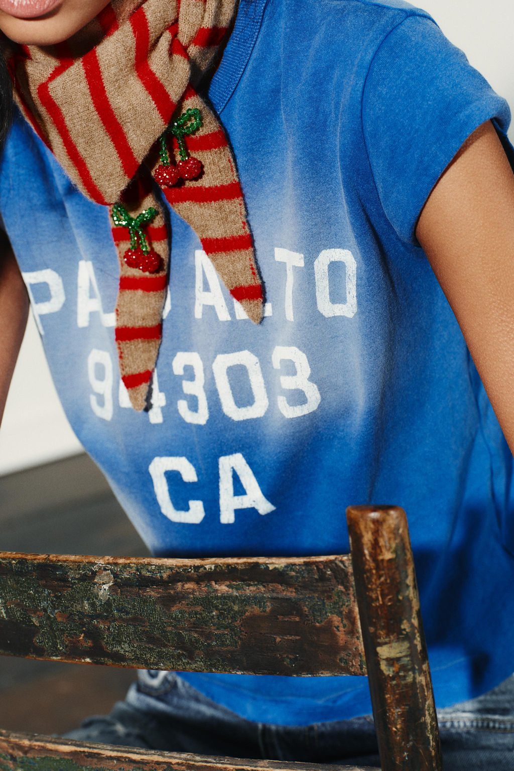 CHERRY STRIPE KNITTED BANDANA
