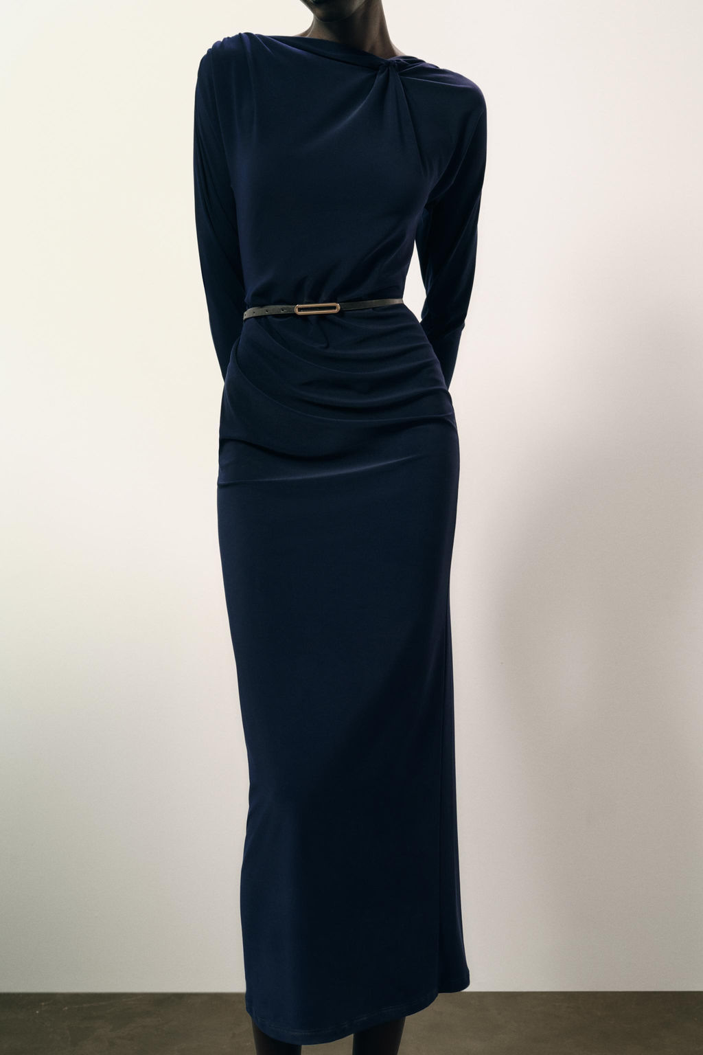 BELTED GATHERED DRESS - Zara фото 2