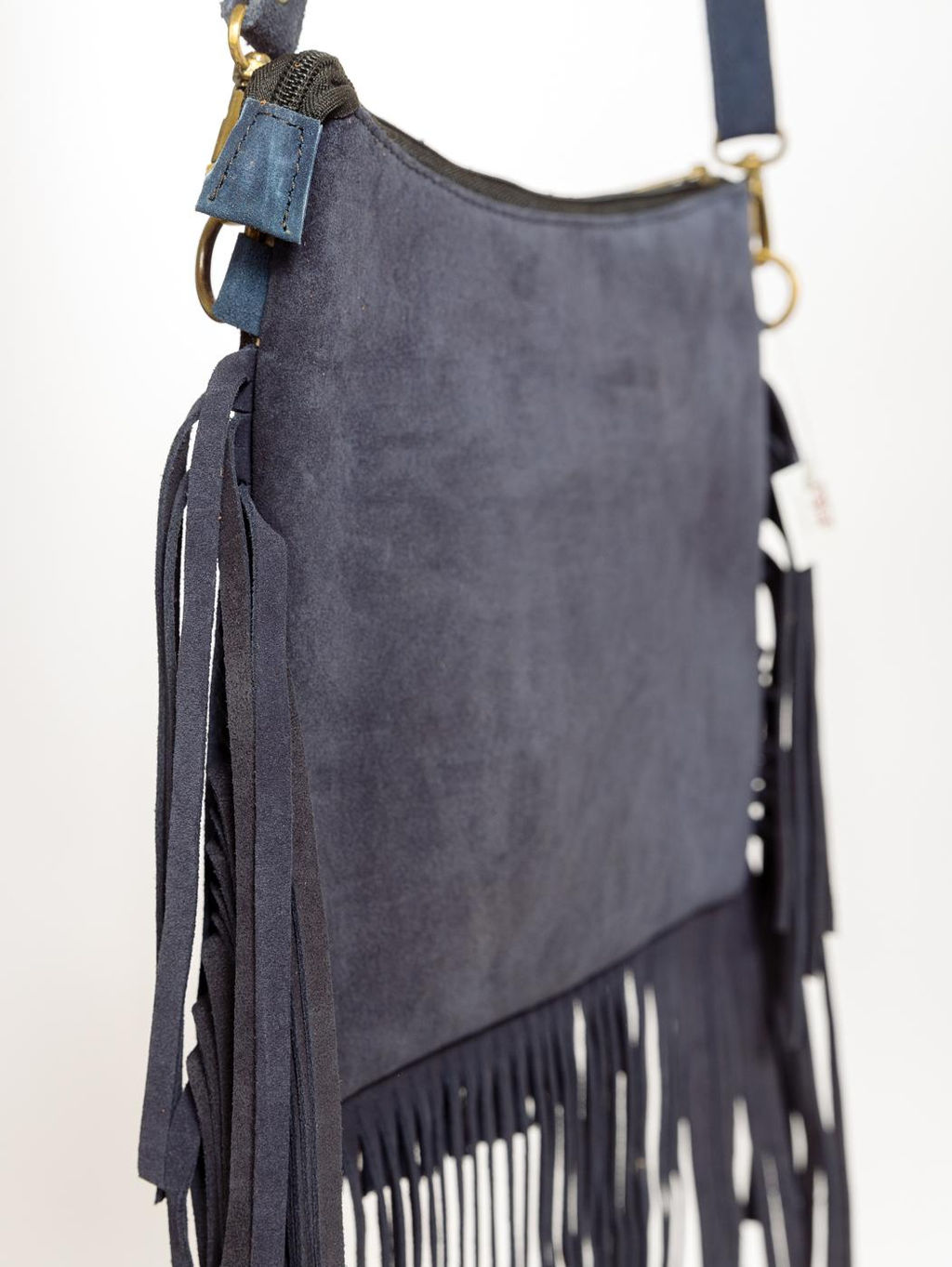 Сумка замшевая с бахромой через плечо №1134/18 - Ганг фото 4