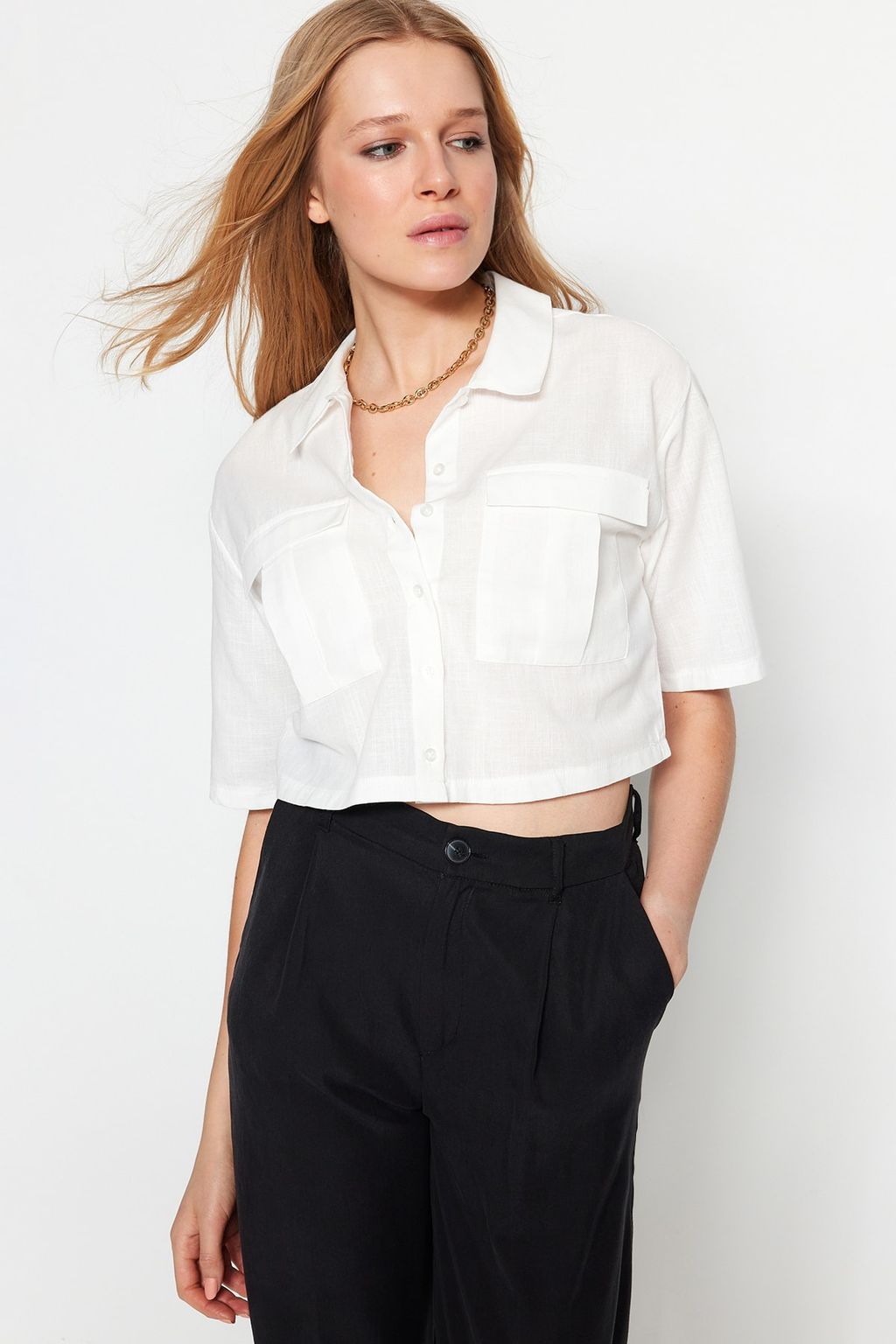 TRENDYOLMILLA Ekru Utility Cep Detayl? Crop Regular Normal Kal?p Dokuma Gomlek TWOSS23GO00026  фото 3