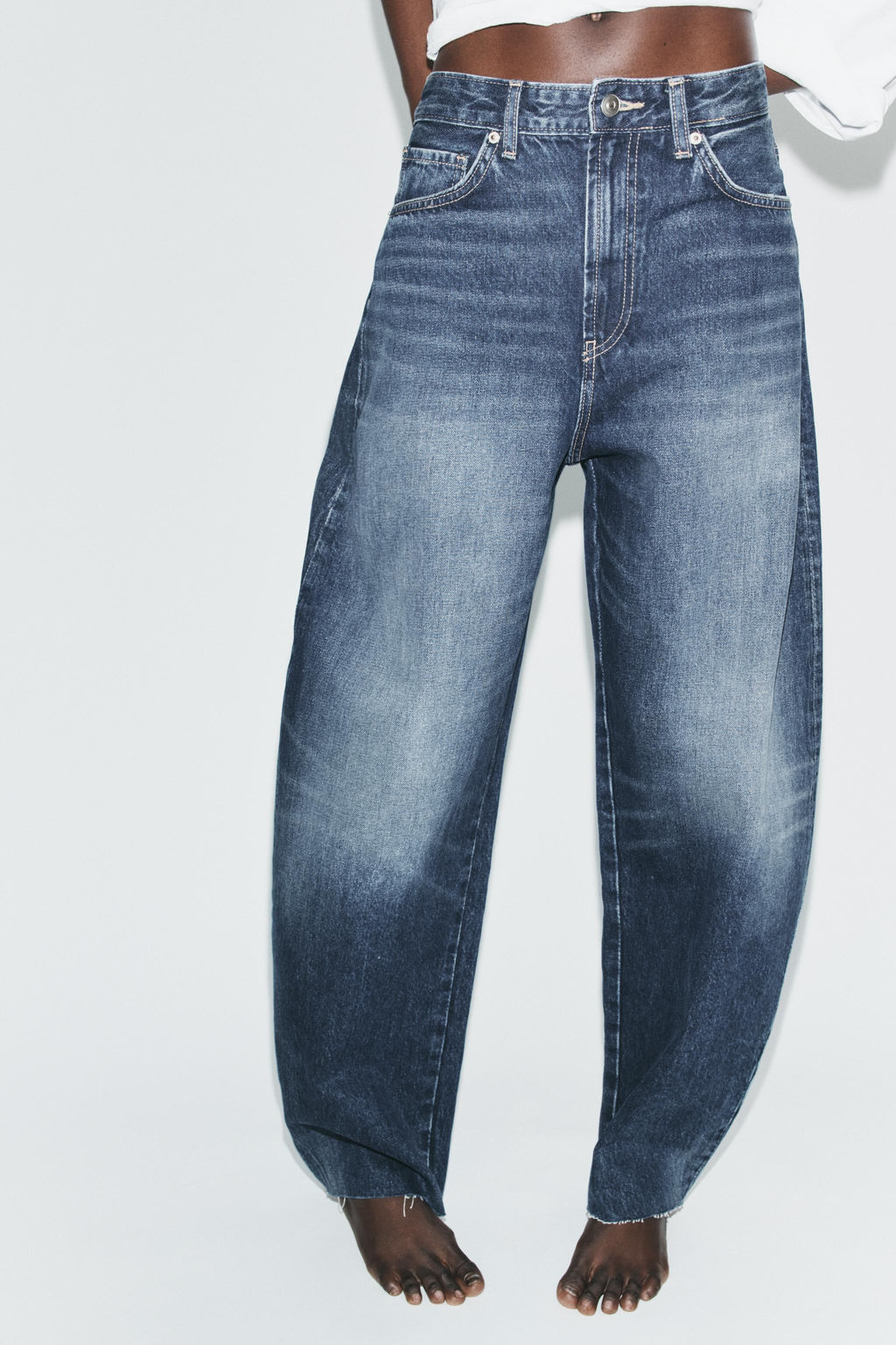TRF HIGH-WAIST BARREL JEANS - Zara фото 7