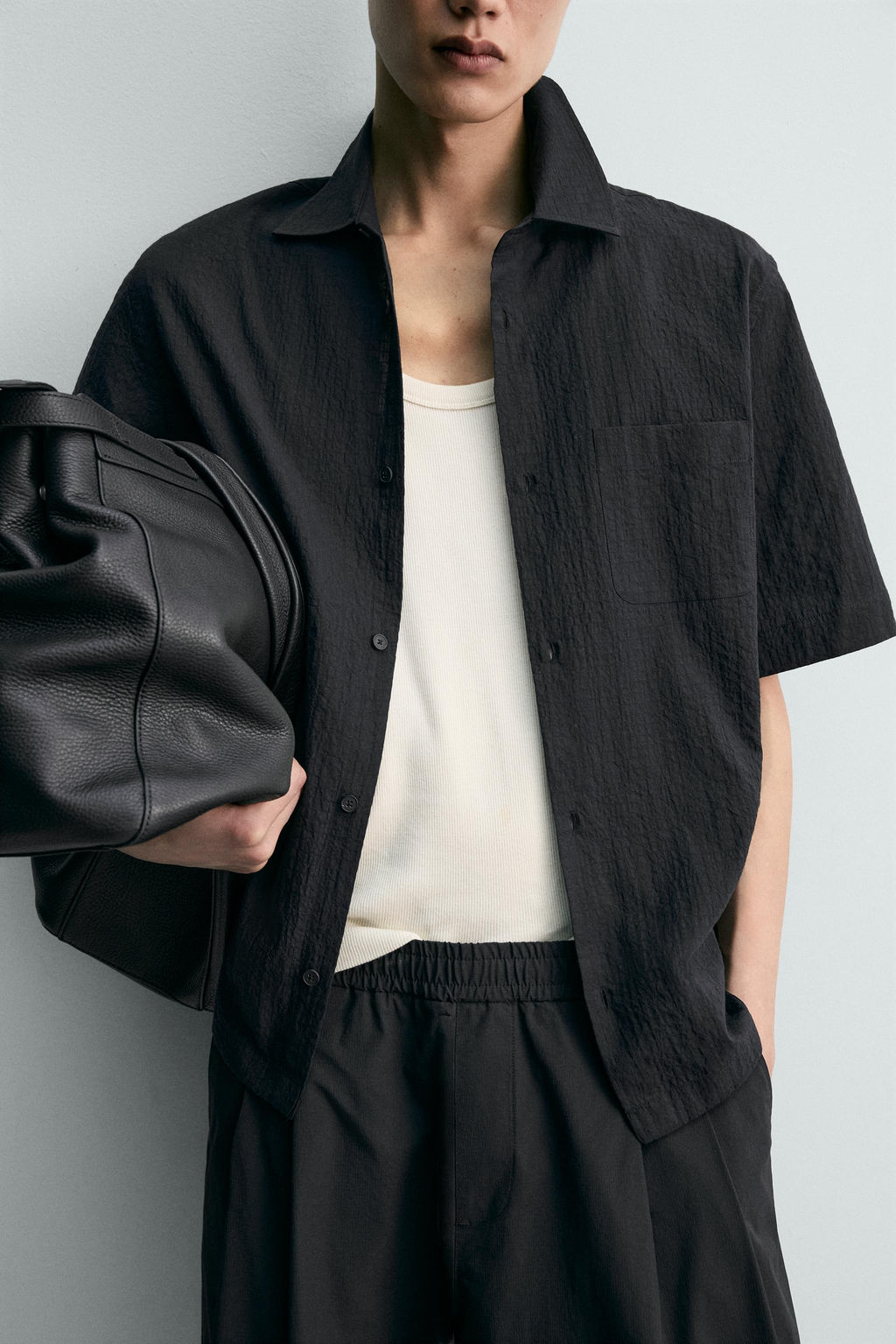 CAMISA REGULAR FIT ESTRUCTURA / Negro - Zara фото 5
