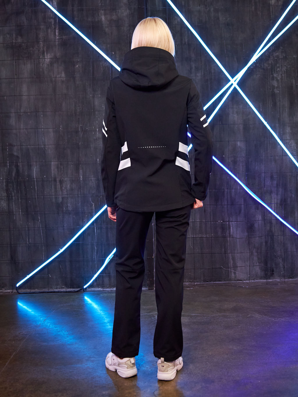 Женская мембранная куртка виндстоппер на флисе Azimuth Заря 124/23982_704 Черный  фото 4