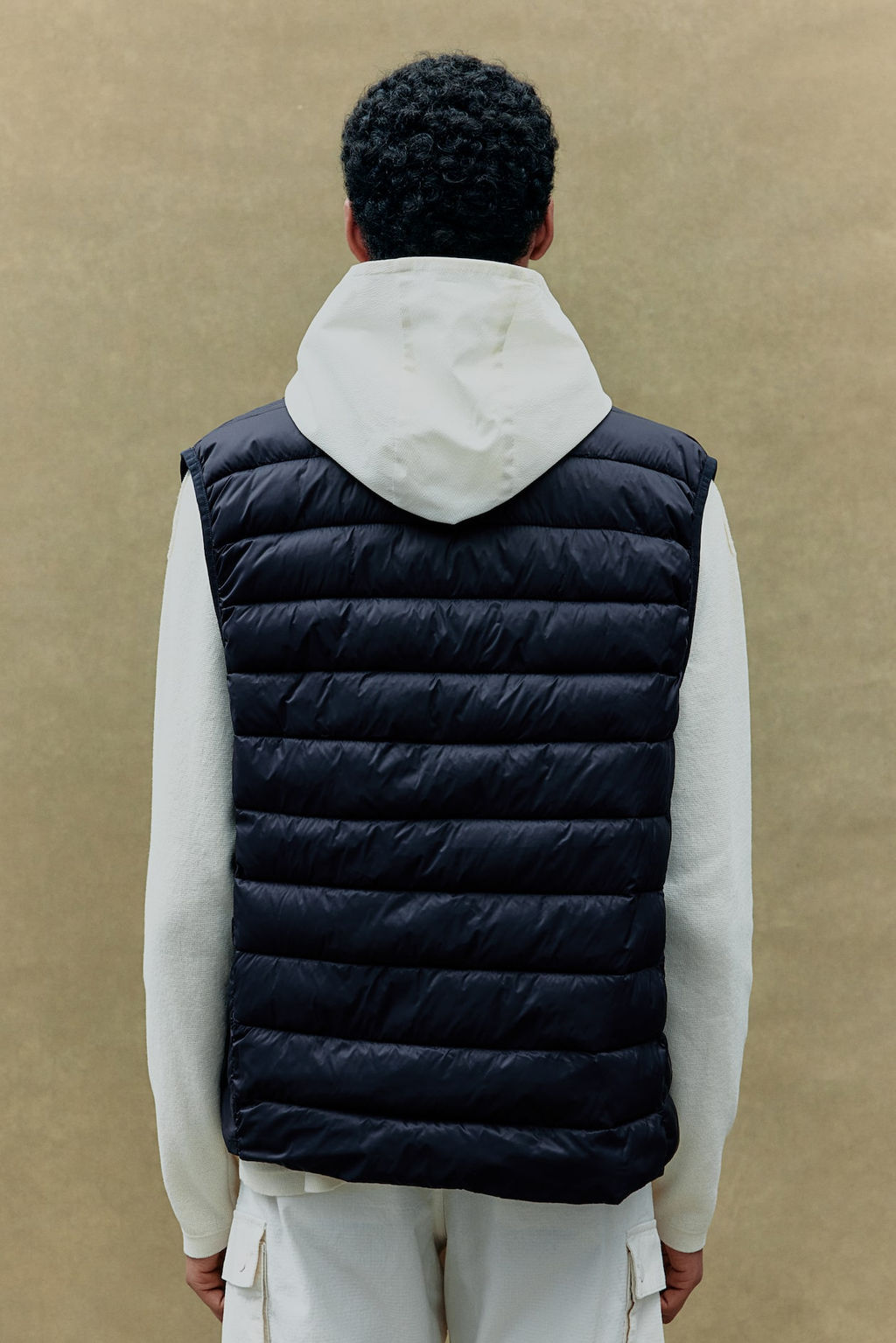 Slim Fit Water-repellent puffer gilet - H&m фото 4