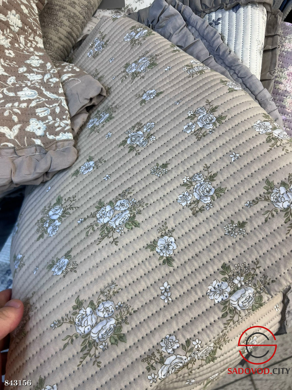 Покрывало на кровать с принтом