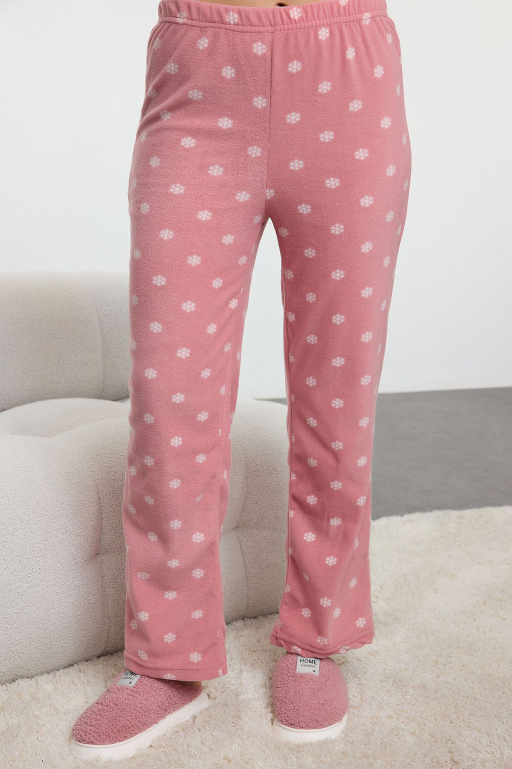Trendyolmilla Gri K?s Temal? Cepli Polar K?sl?k Orme Pijama Tak?m? THMAW25PT00071