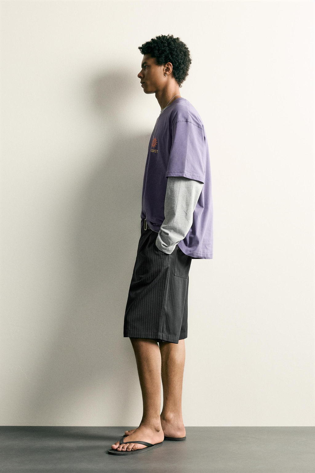 CAMISETA RELAXED FIT ESTAMPADOS CONTRASTE / Morado - Zara фото 4