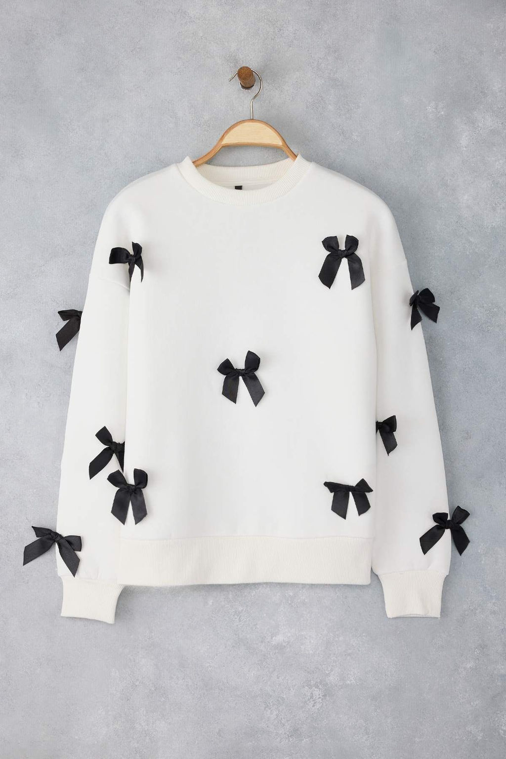 Ekru Kurdele Detayl? Oversize/Genis Kal?p Kal?n Orme Sweatshirt TWOAW25SW00069