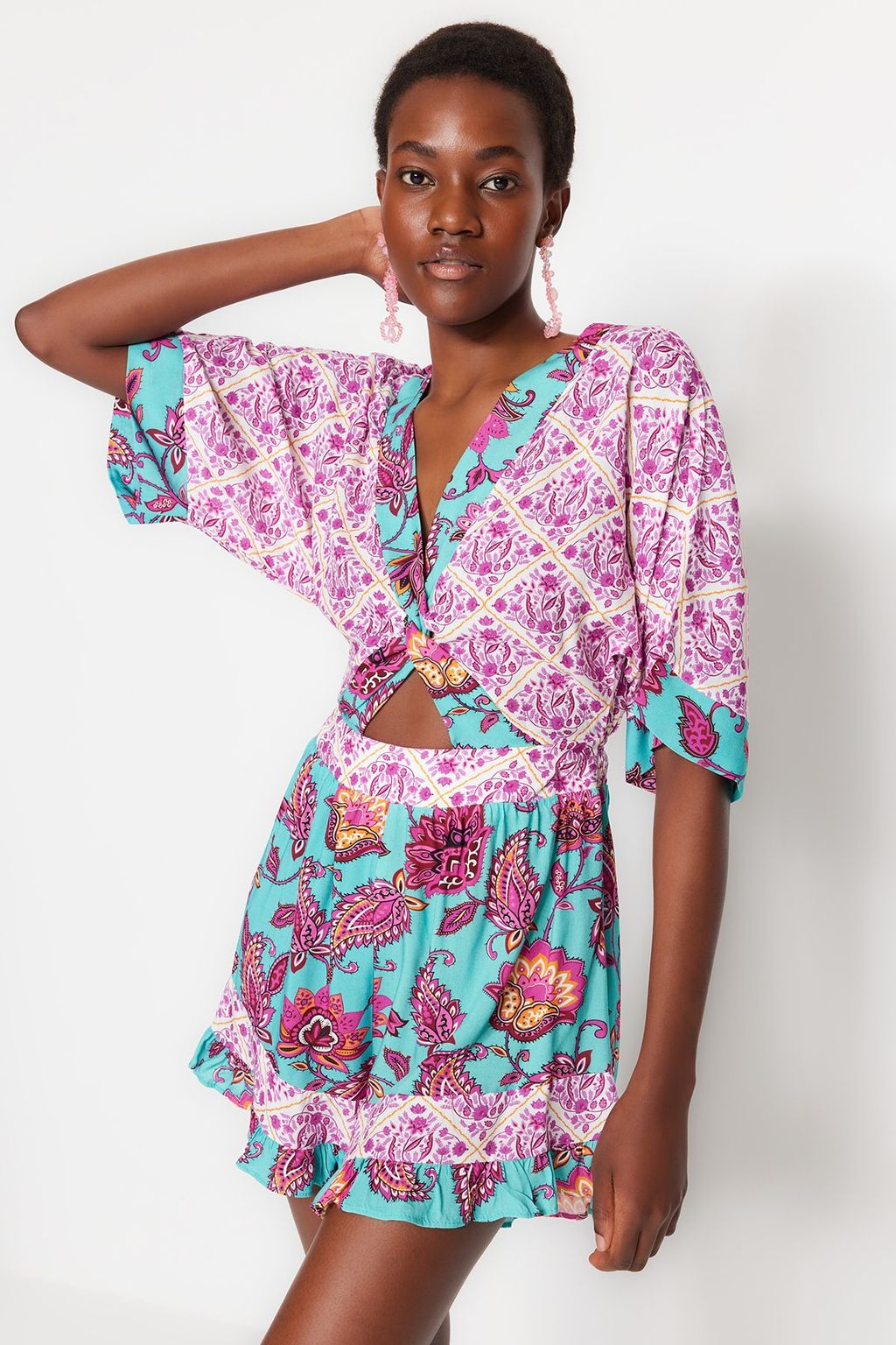 TRENDYOLMILLA Cicek Desenli Dokuma Cut Out/Pencere Plaj Tulum TBESS23EL00017 фото 6