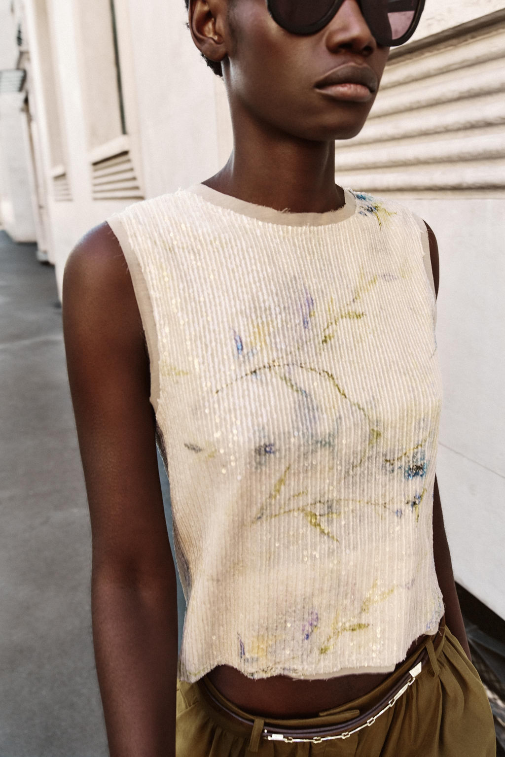 TOP PUNTO LENTEJUELAS / Multicolor - Zara фото 5