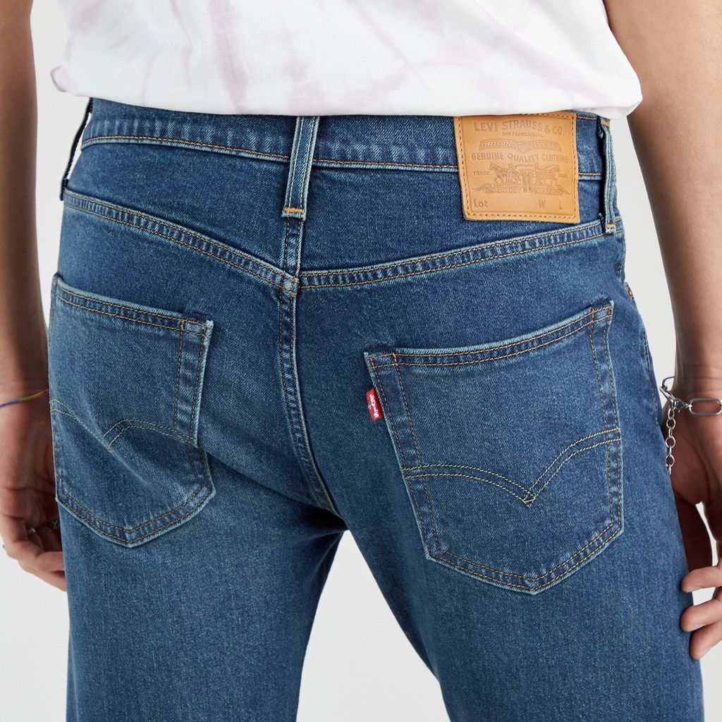 Джинсы мужские