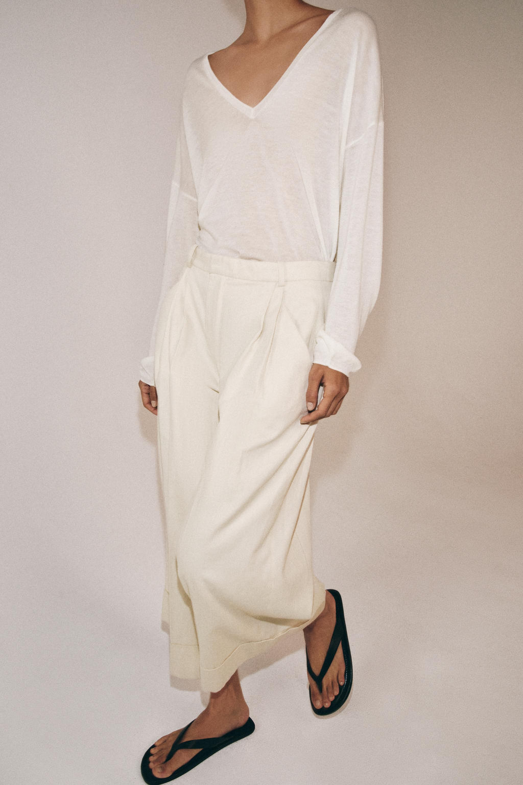 PANTAL?N PLIEGUES CON LINO ZW COLLECTION / Crudo - Zara фото 5