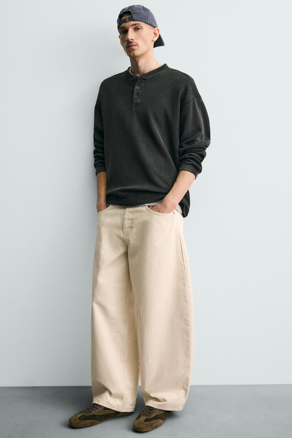 SUDADERA CUELLO PANADERO ESTRUCTURA / Antracita oscuro