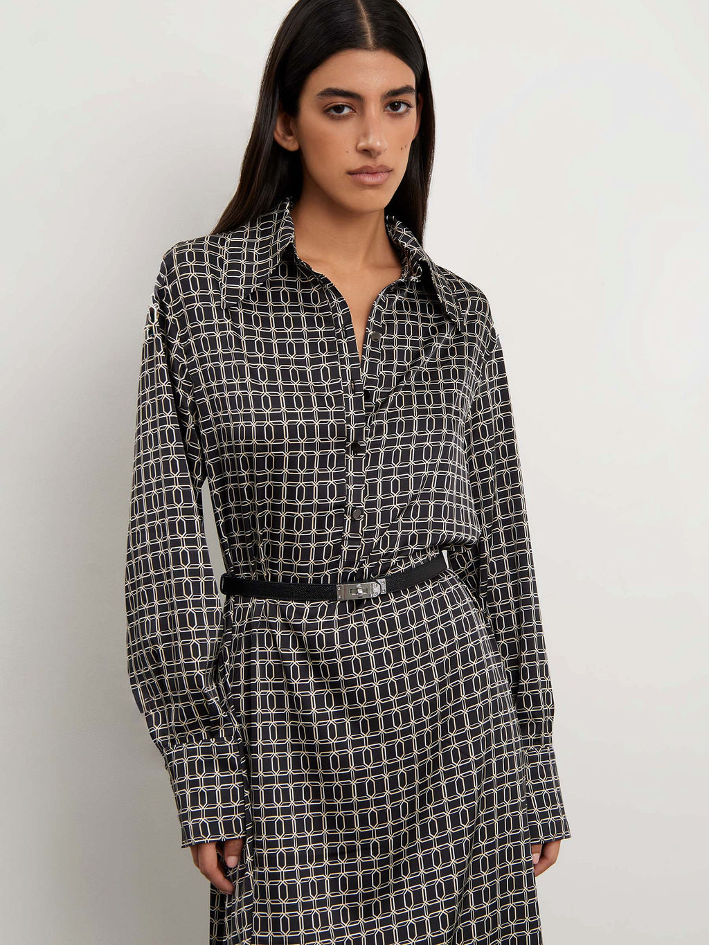 Платье-рубашка миди с принтом - Emka фото 2