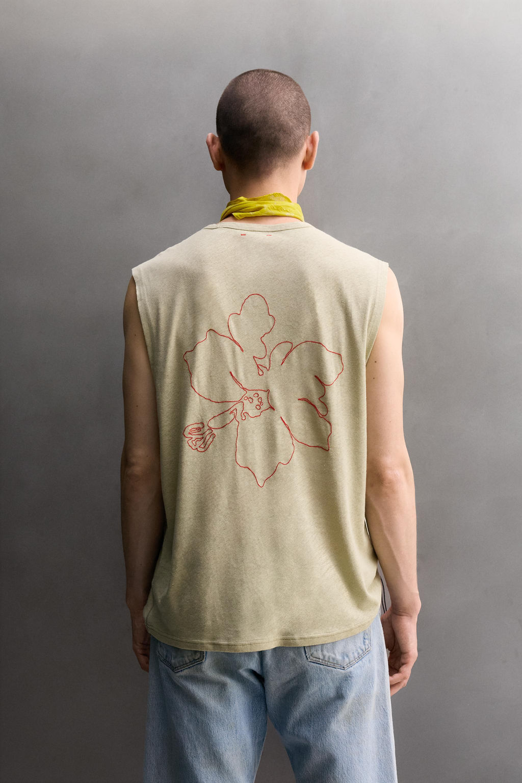 CAMISETA TANK LIGERA LINO - ALGOD?N / verde lavado - Zara фото 3