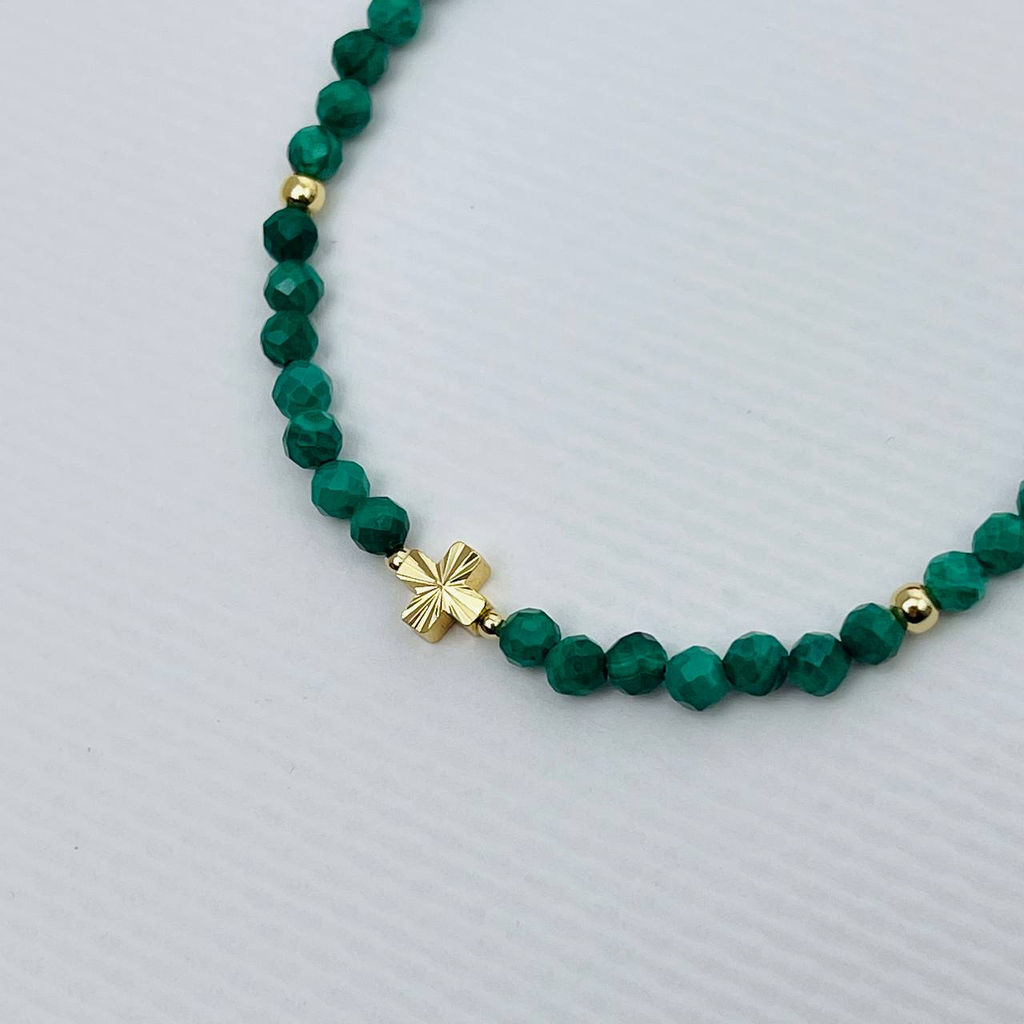 Браслет из Малахита со вставкой "Крест" 18 см +