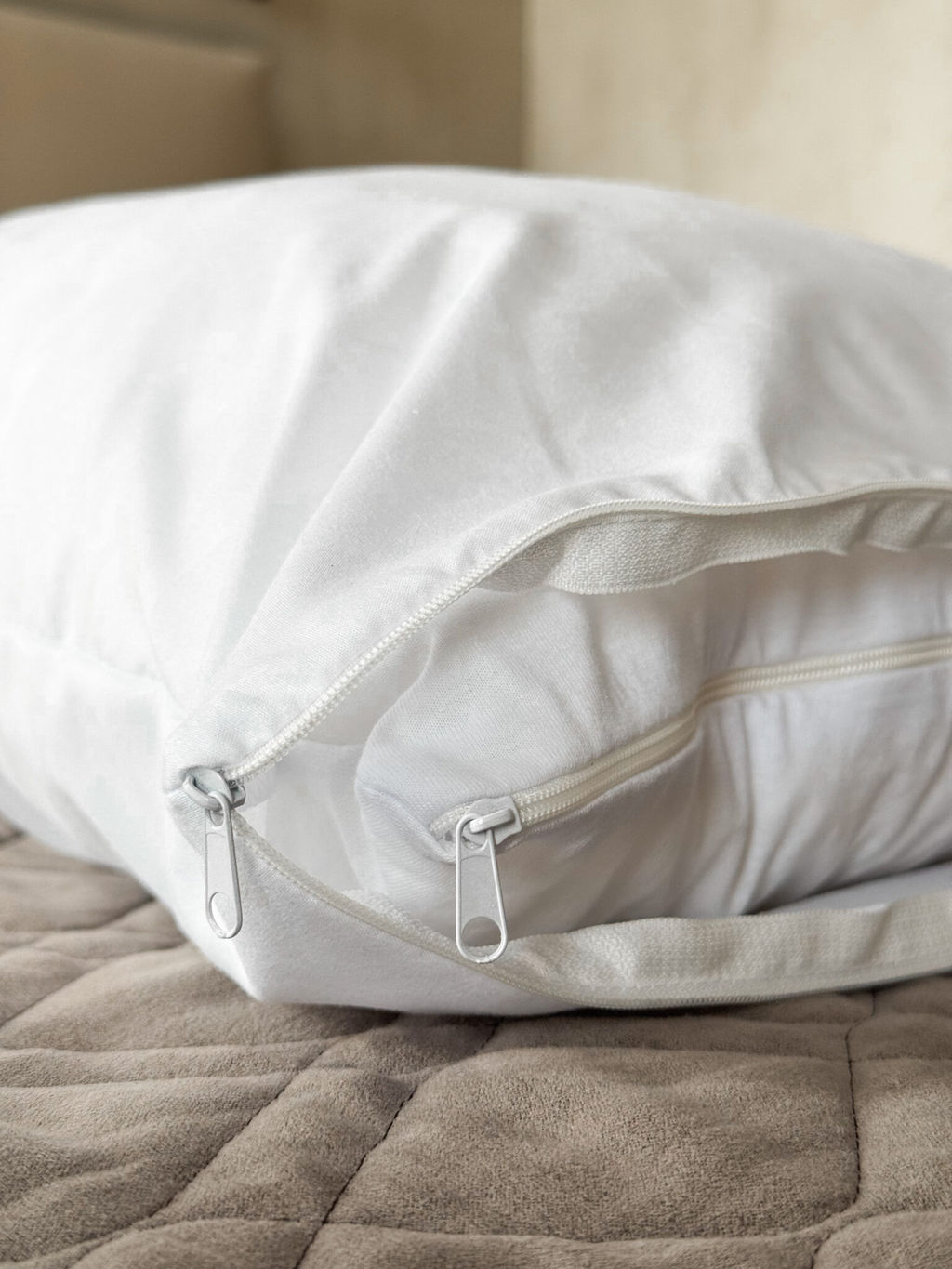 Мэджик Нью в чехле «Белый»