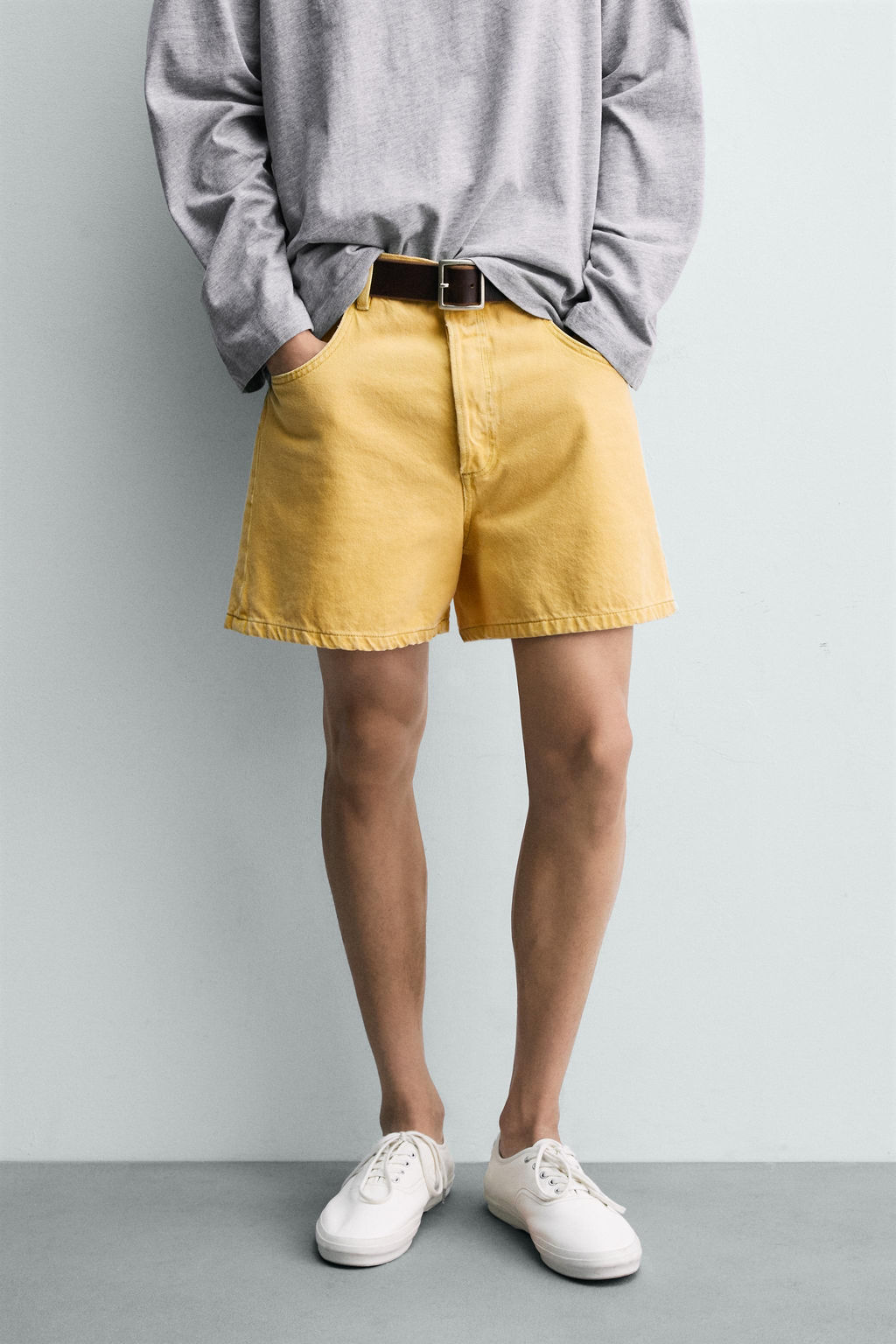 BERMUDA DENIM RELAXED FIT COLOR / Amarillo - Zara фото 2