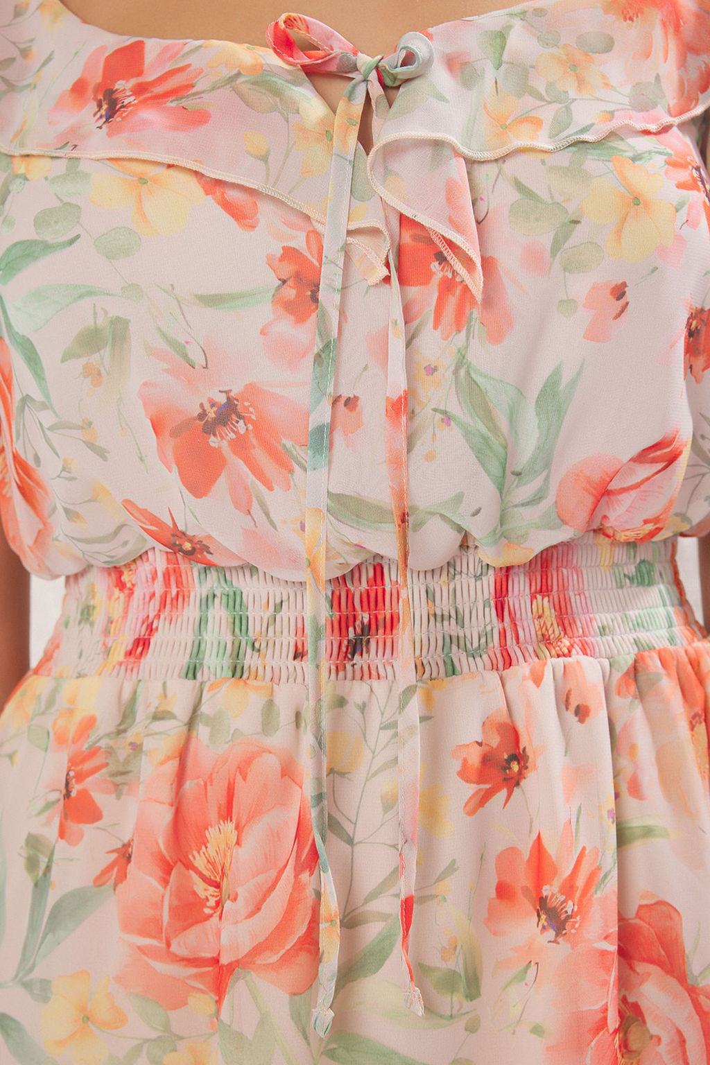 Turuncu Cicekli Etegi Belden Ac?lan F?rf?rl? Mini Astarl? Sifon Dokuma Elbise TWOSS25EL00709 - Trendyolmilla фото 3