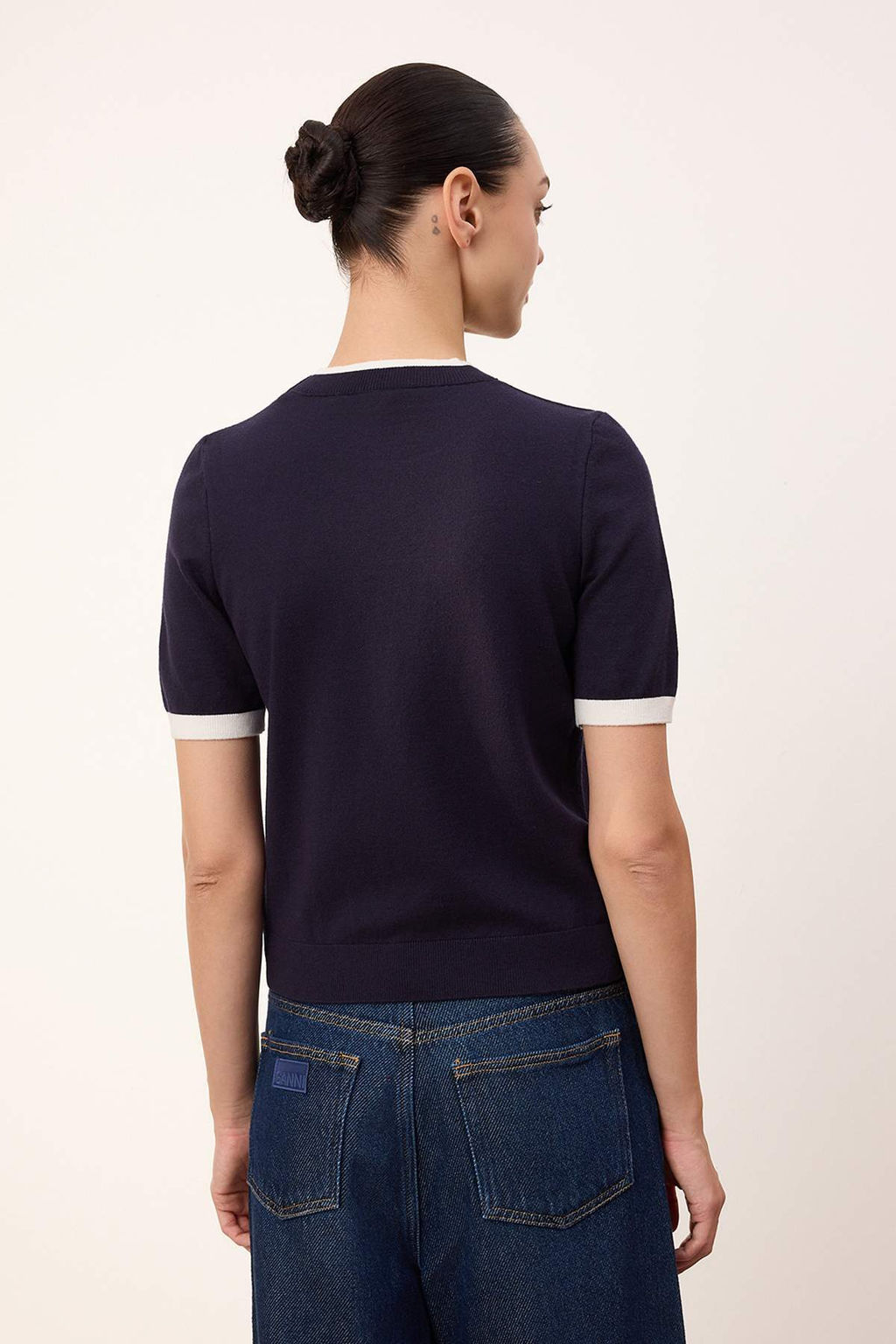 Wardrobe Essentials Lacivert Renk Bloklu Bisiklet Yaka Triko Bluz TWOSS26BZ00133 - Trendyolmilla фото 4