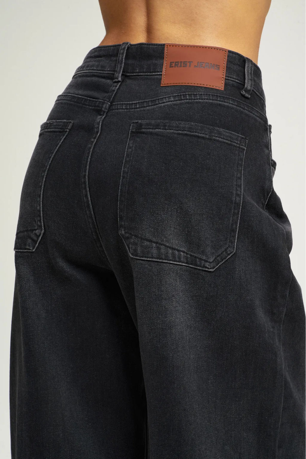 Джинсы RELAXED Washed Black