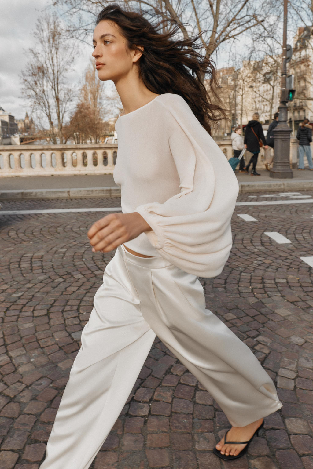 CUERPO PUNTO MANGA VOLUMEN / Crudo medio