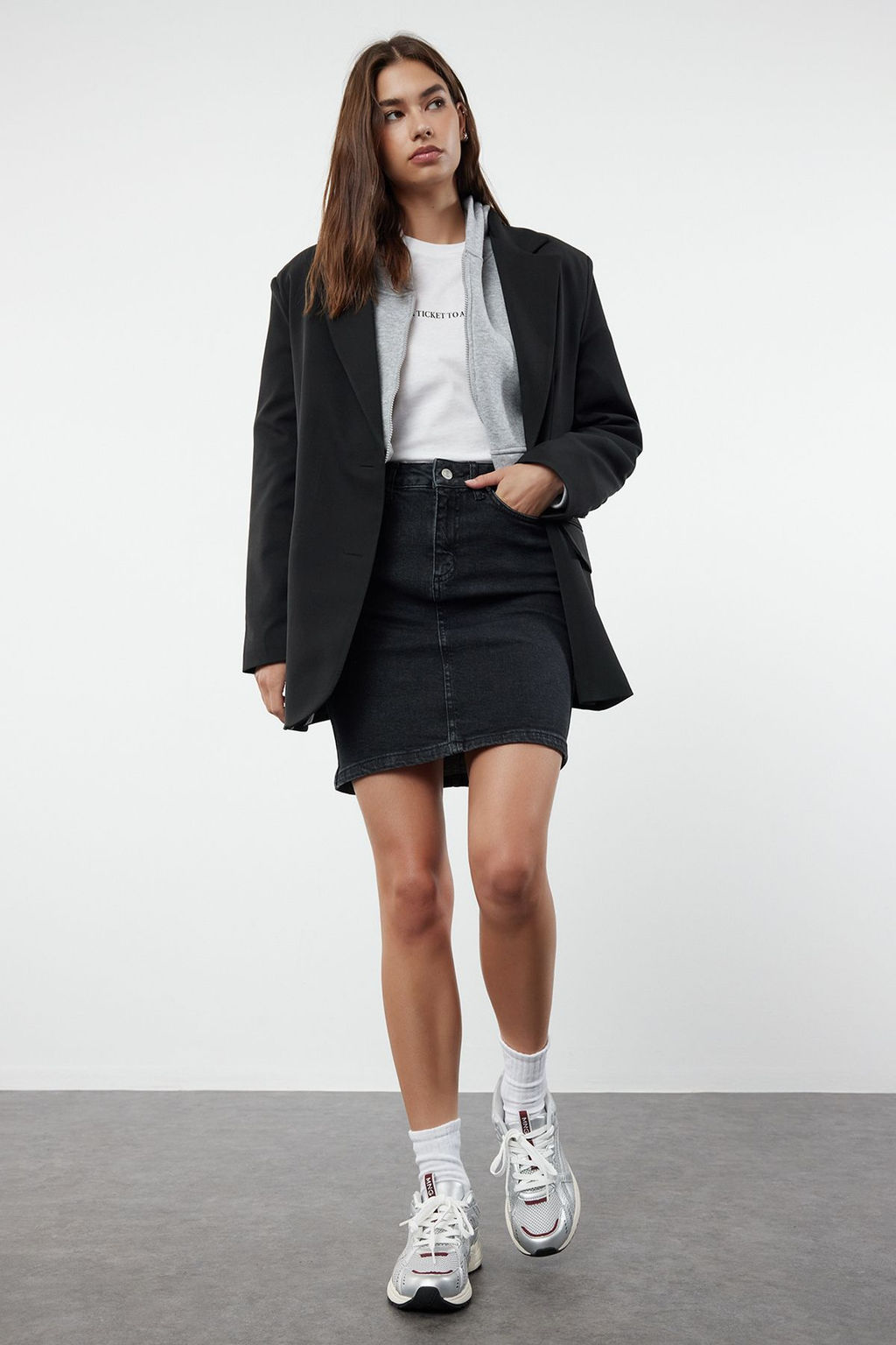 TRENDYOLMILLA Siyah Yuksek Bel Mini Denim Etek TWOSS20ET0241 фото 8