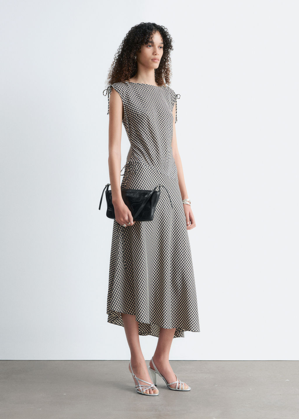 Vestido midi drapeado asim?trico - H&m фото 6