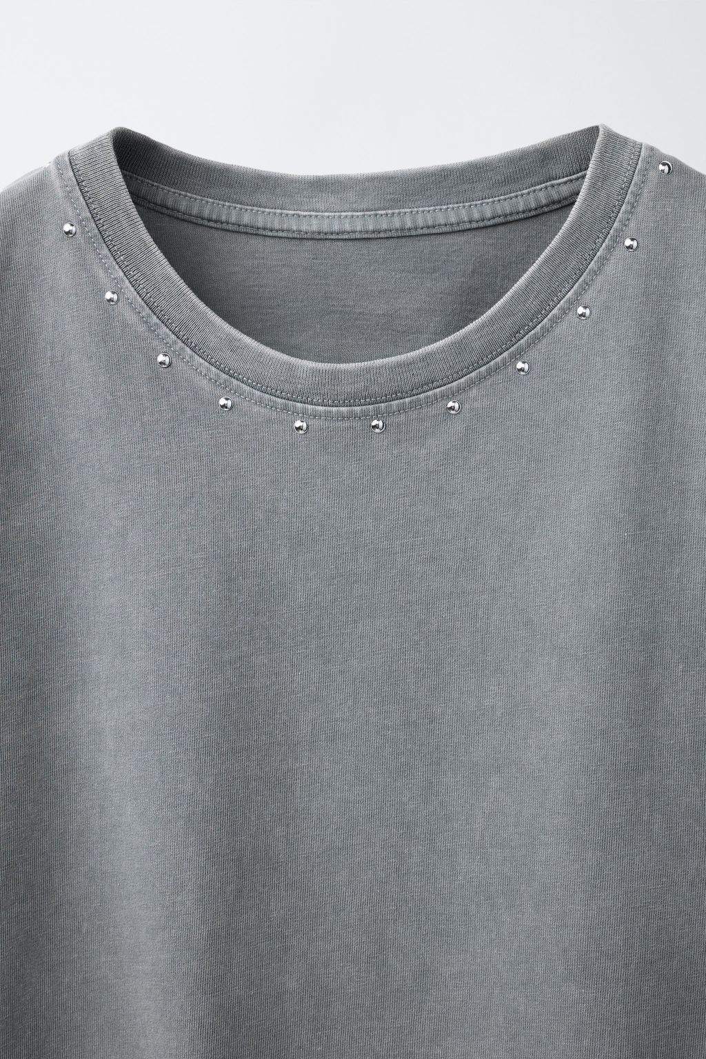 CAMISETA FLECOS Y TACHAS / Gris antracita