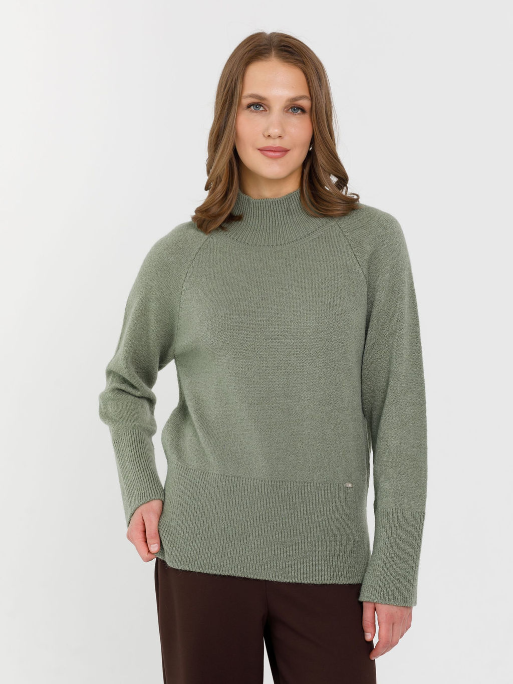 Свитер вязаный